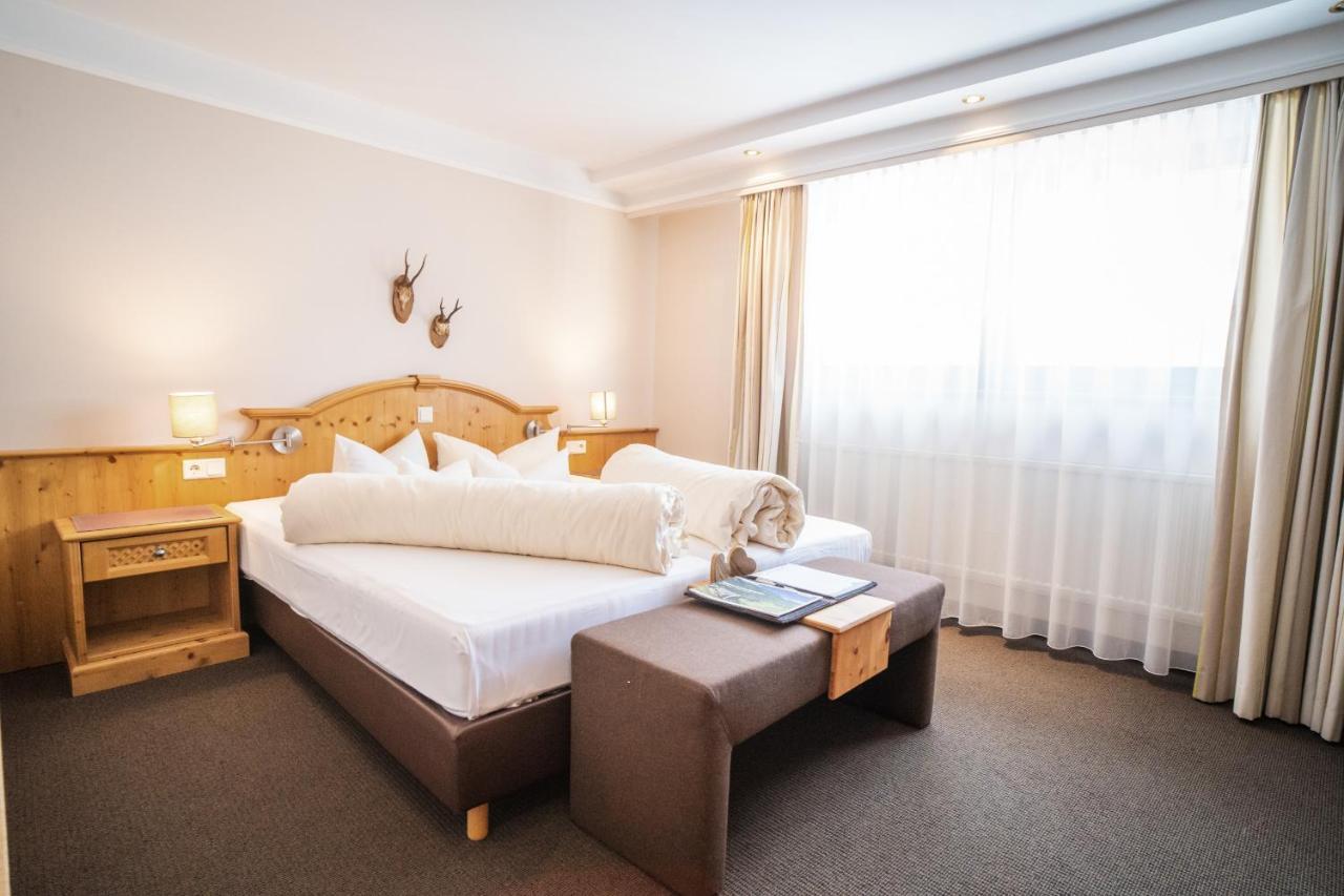 Aktiv Hotel Zur Rose Am Brenner Steinach am Brenner Exteriér fotografie