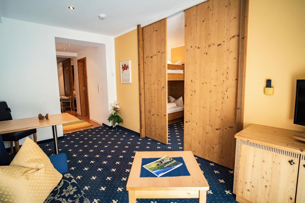 Aktiv Hotel Zur Rose Am Brenner Steinach am Brenner Exteriér fotografie
