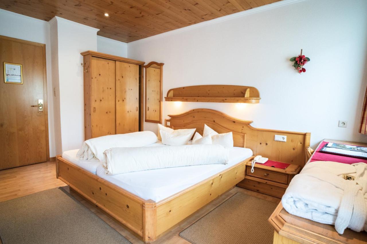 Aktiv Hotel Zur Rose Am Brenner Steinach am Brenner Exteriér fotografie