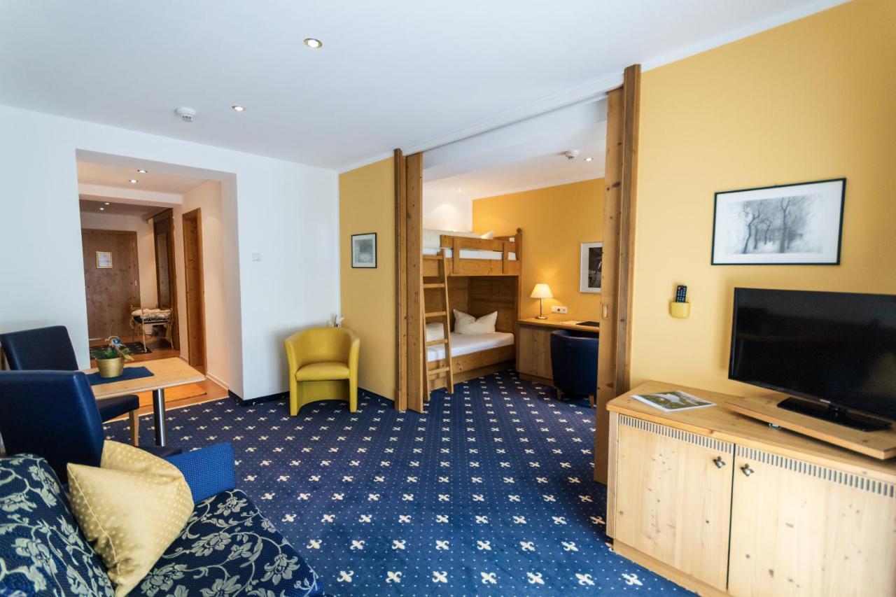 Aktiv Hotel Zur Rose Am Brenner Steinach am Brenner Exteriér fotografie