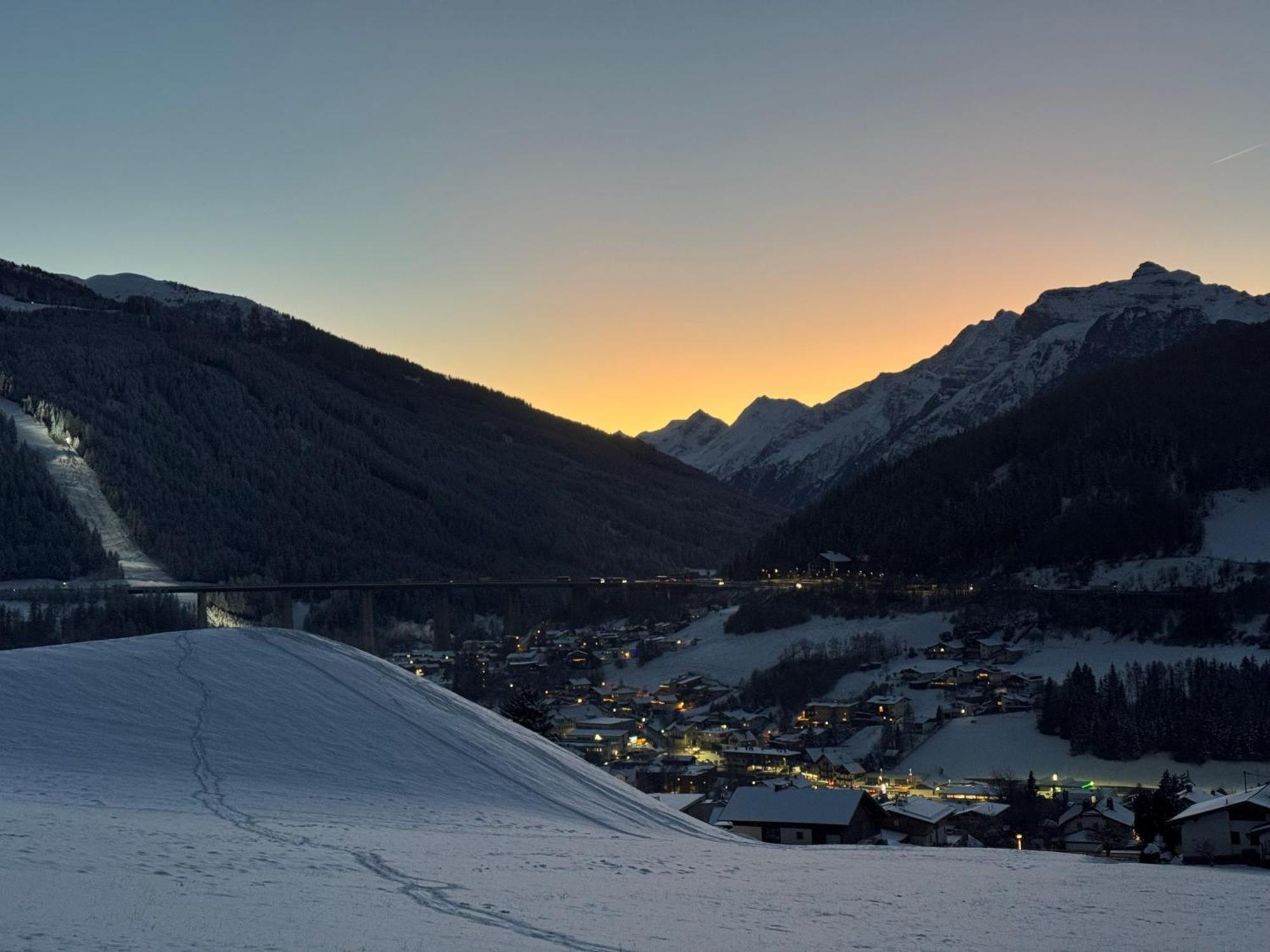Aktiv Hotel Zur Rose Am Brenner Steinach am Brenner Exteriér fotografie